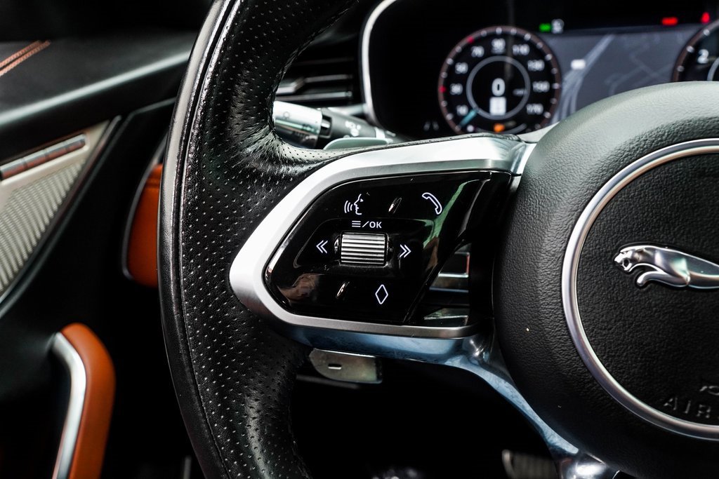 Used 2021 Jaguar F-PACE R-Dynamic S image 35