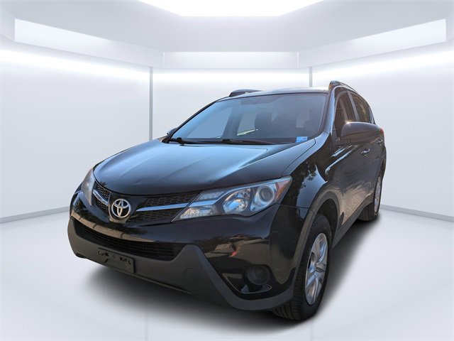 Used 2015 Toyota RAV4 LE image 8