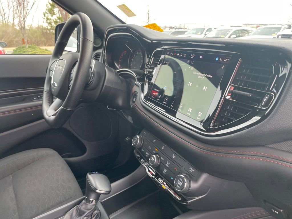 Used 2025 Dodge Durango GT w/ Blacktop Package image 31