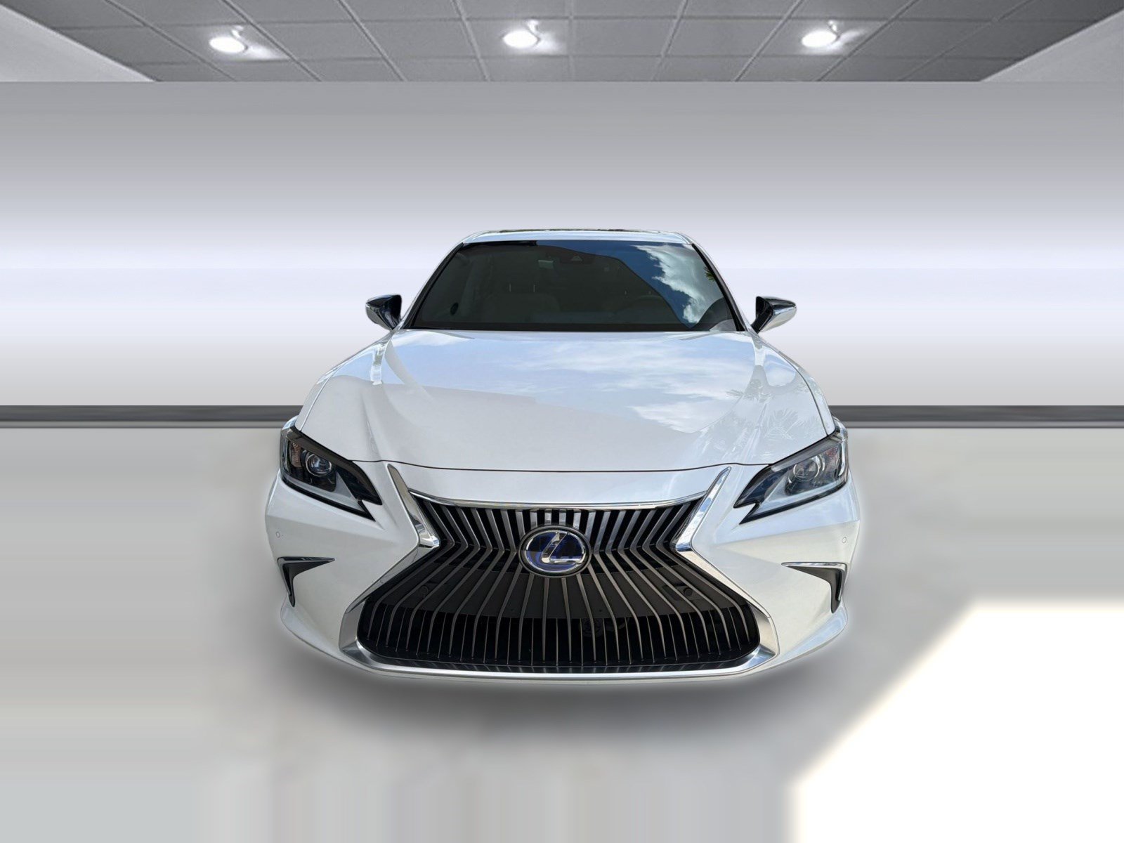 Used 2021 Lexus ES 300h w/ Accessory Package FWD image 6