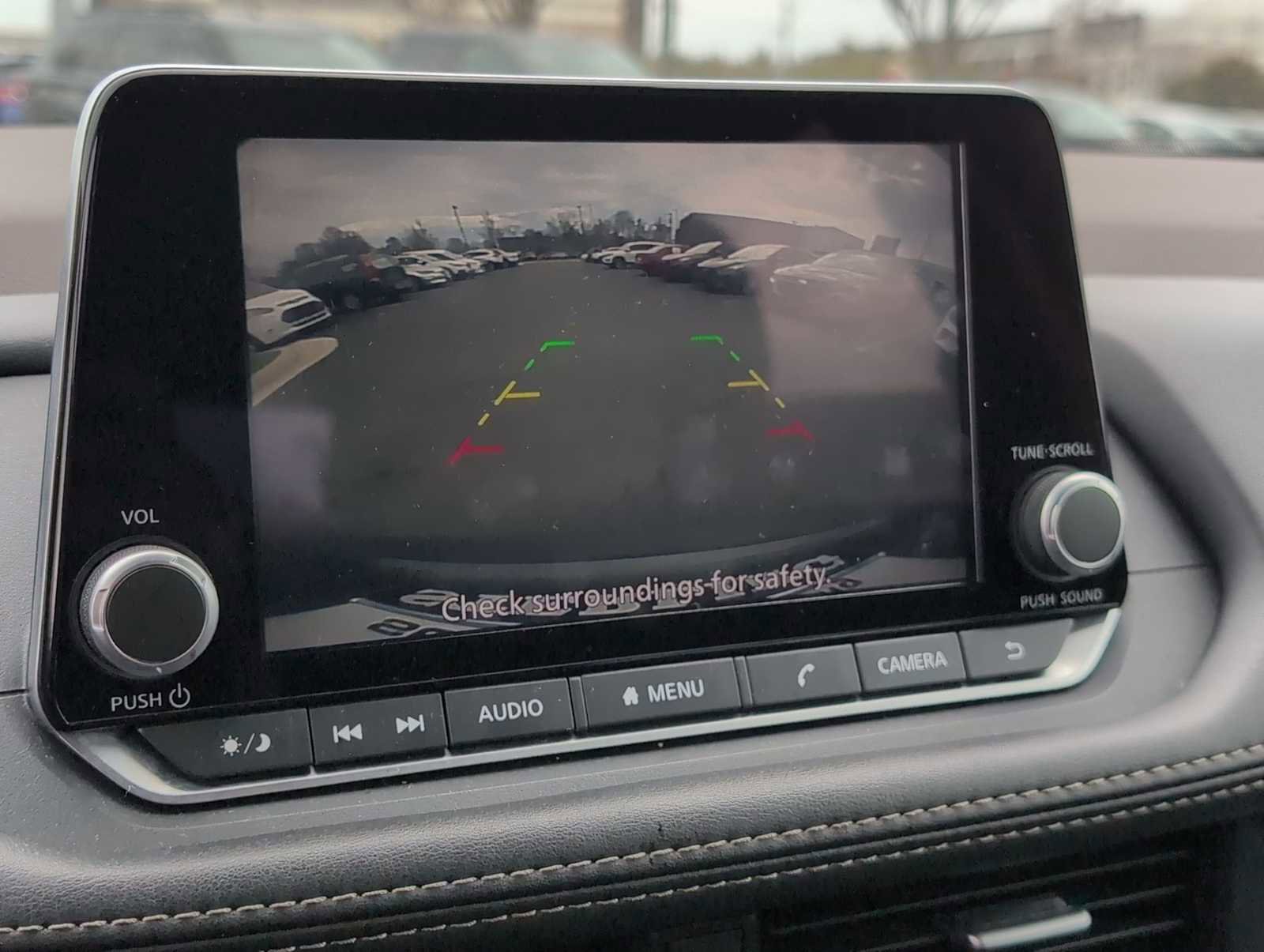 Used 2023 Nissan Rogue SV image 27