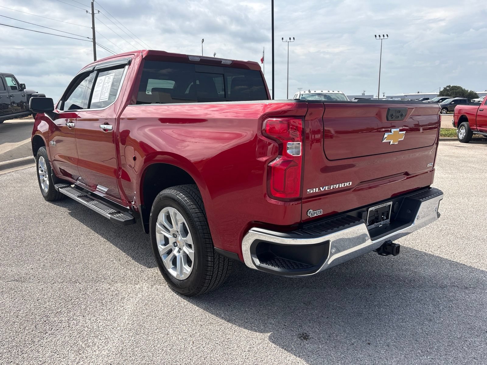 Used 2024 Chevrolet Silverado 1500 LTZ w/ LTZ Convenience Package II RWD image 3