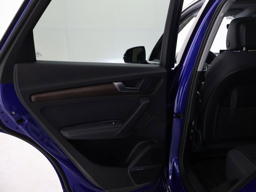 Used 2024 Audi Q5 e Premium Plus image 22