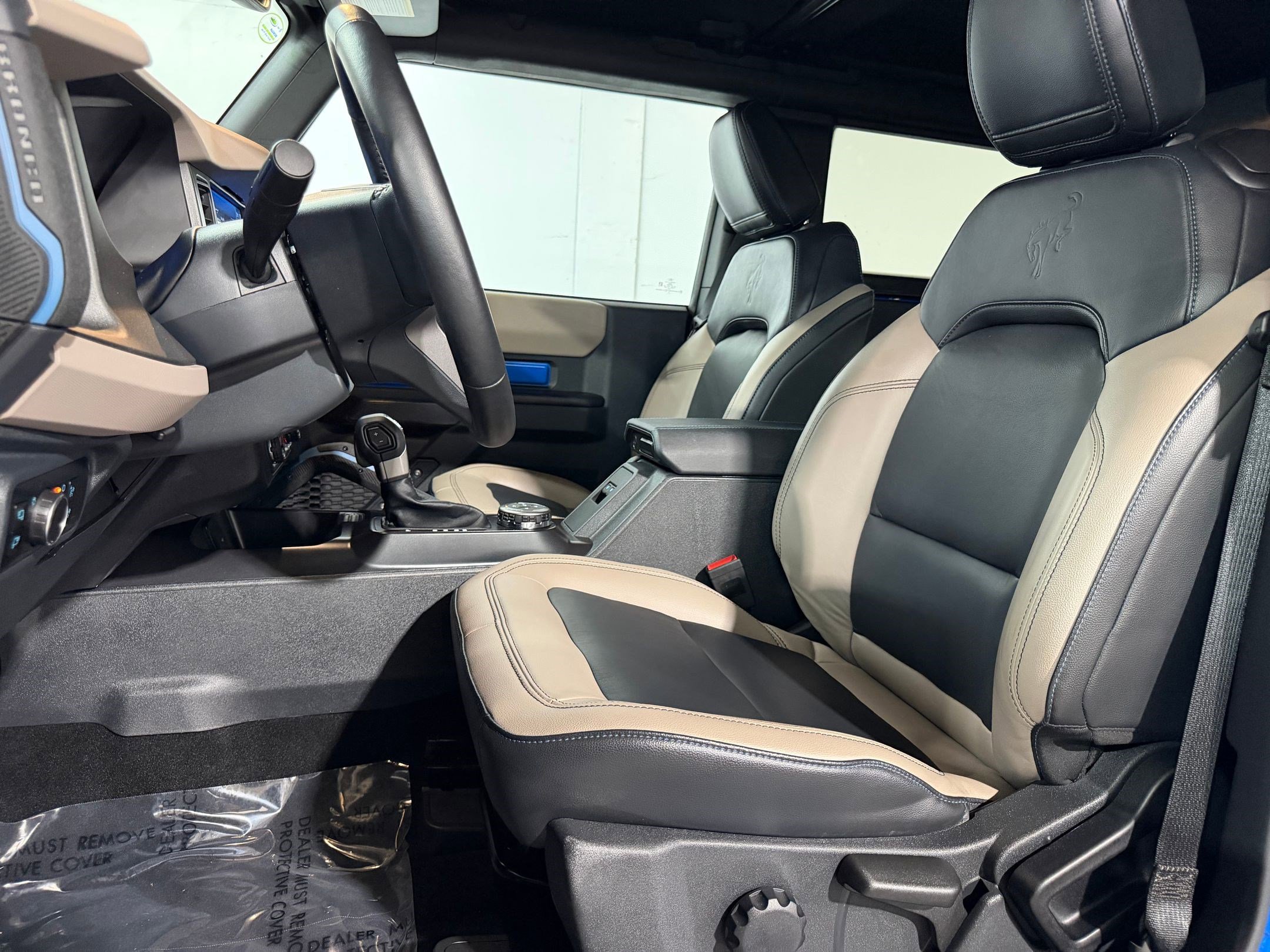 Used 2024 Ford Bronco Wildtrak image 5