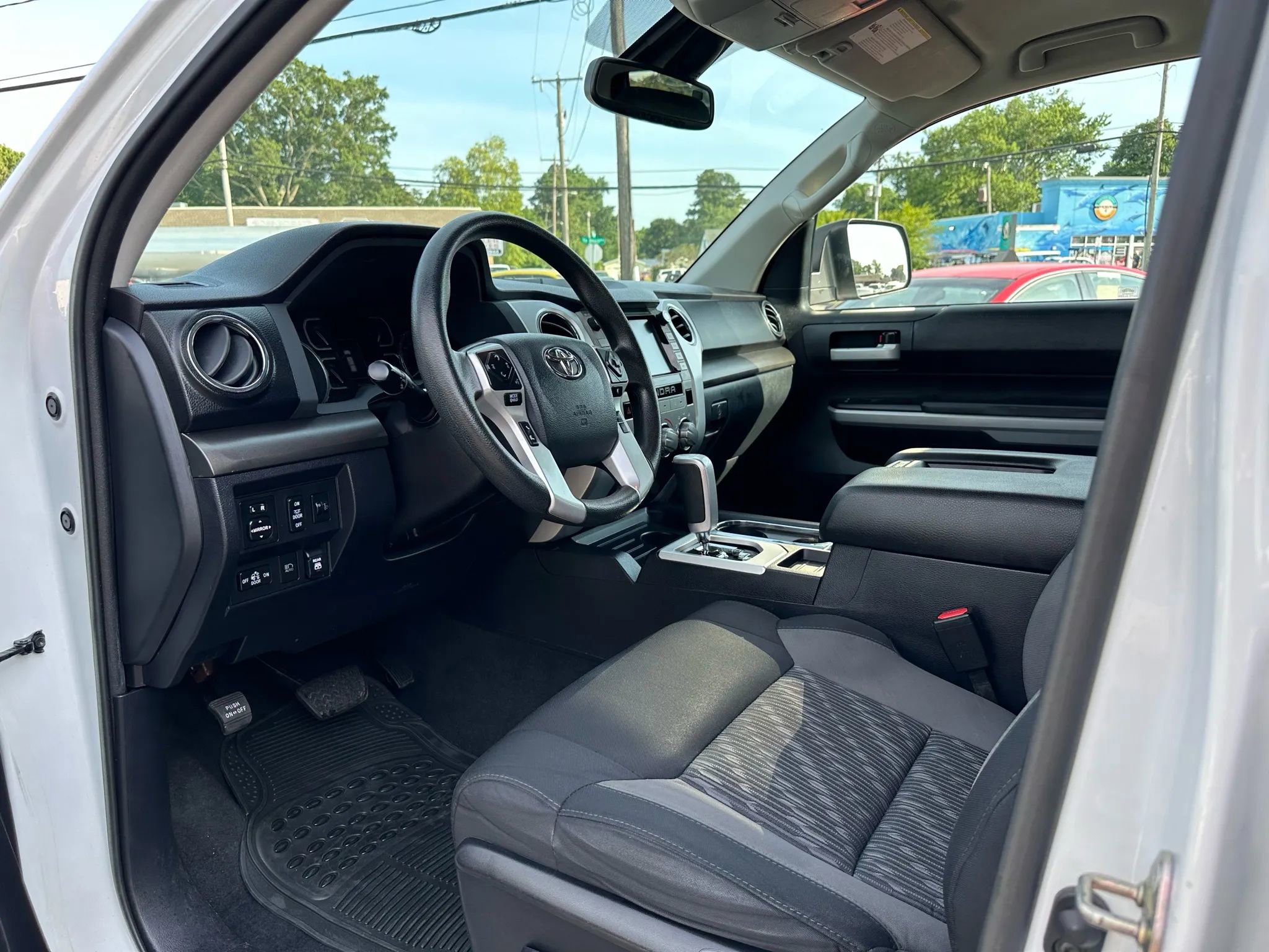 Used 2020 Toyota Tundra SR5 w/ SR5 Upgrade Package image 18