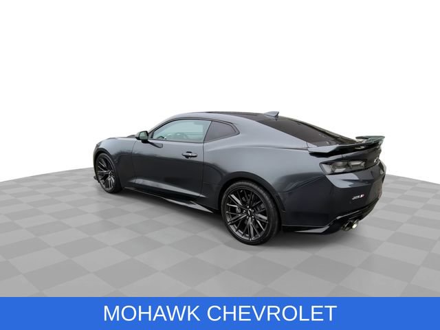 Used 2017 Chevrolet Camaro ZL1 RWD image 7