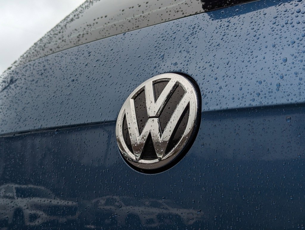 Used 2019 Volkswagen Golf S image 26