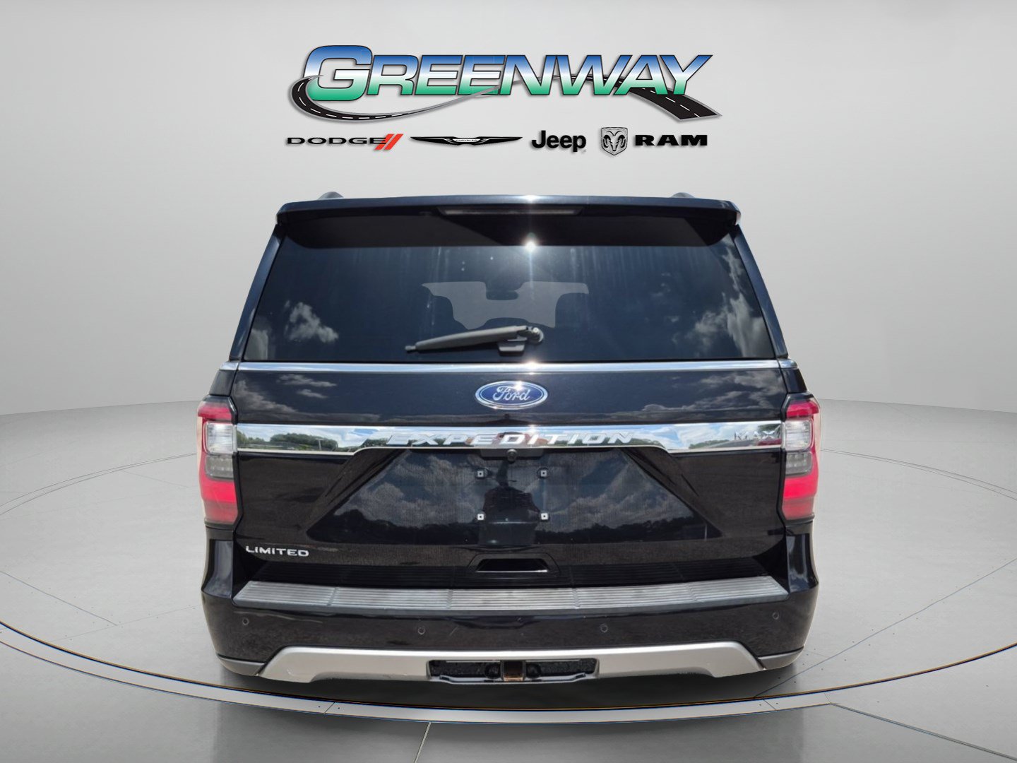 Used 2021 Ford Expedition Max Limited RWD image 2
