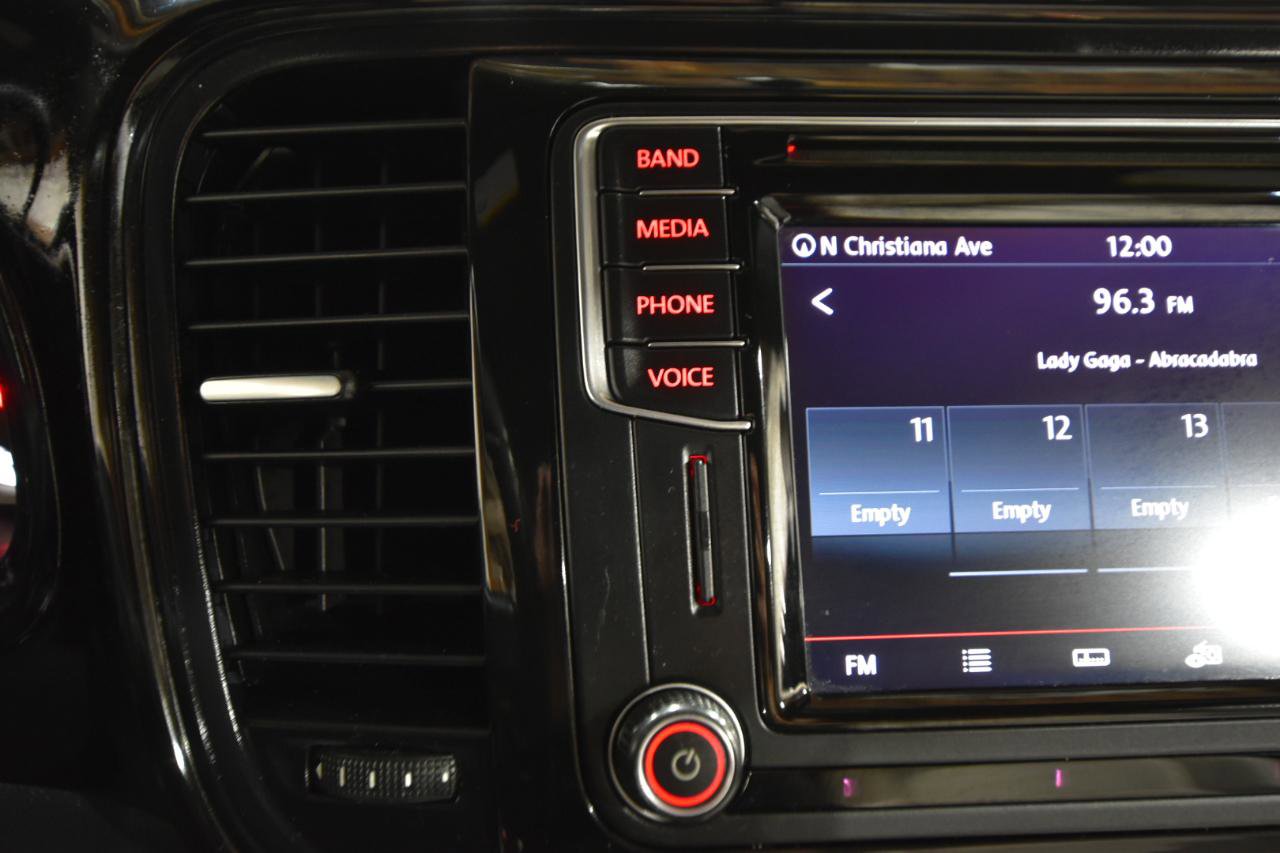 Used 2016 Volkswagen Beetle 1.8T S image 18