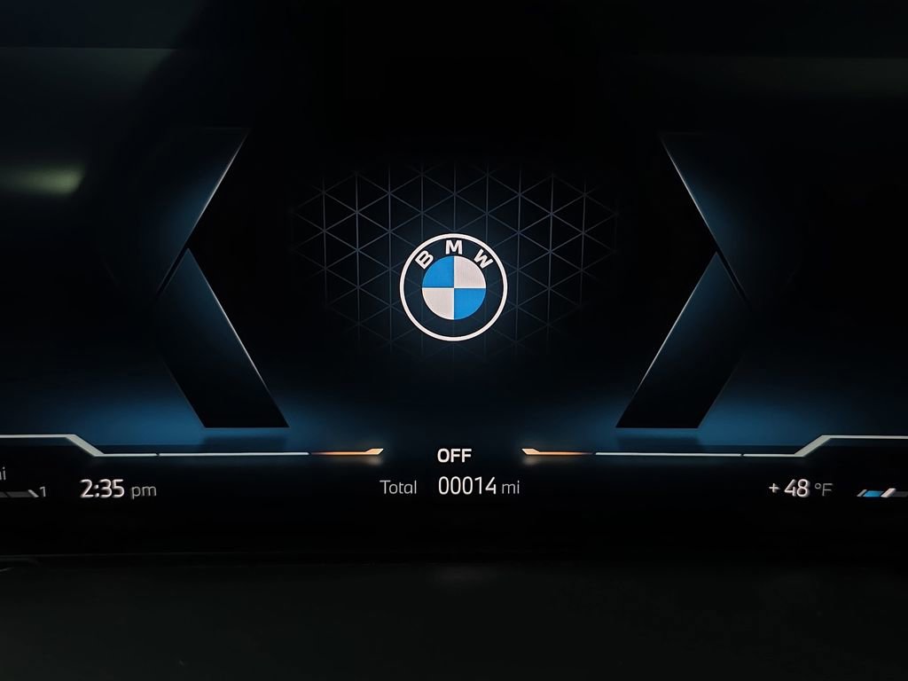 New 2026 BMW X5 xDrive40i w/ Executive Package image 19