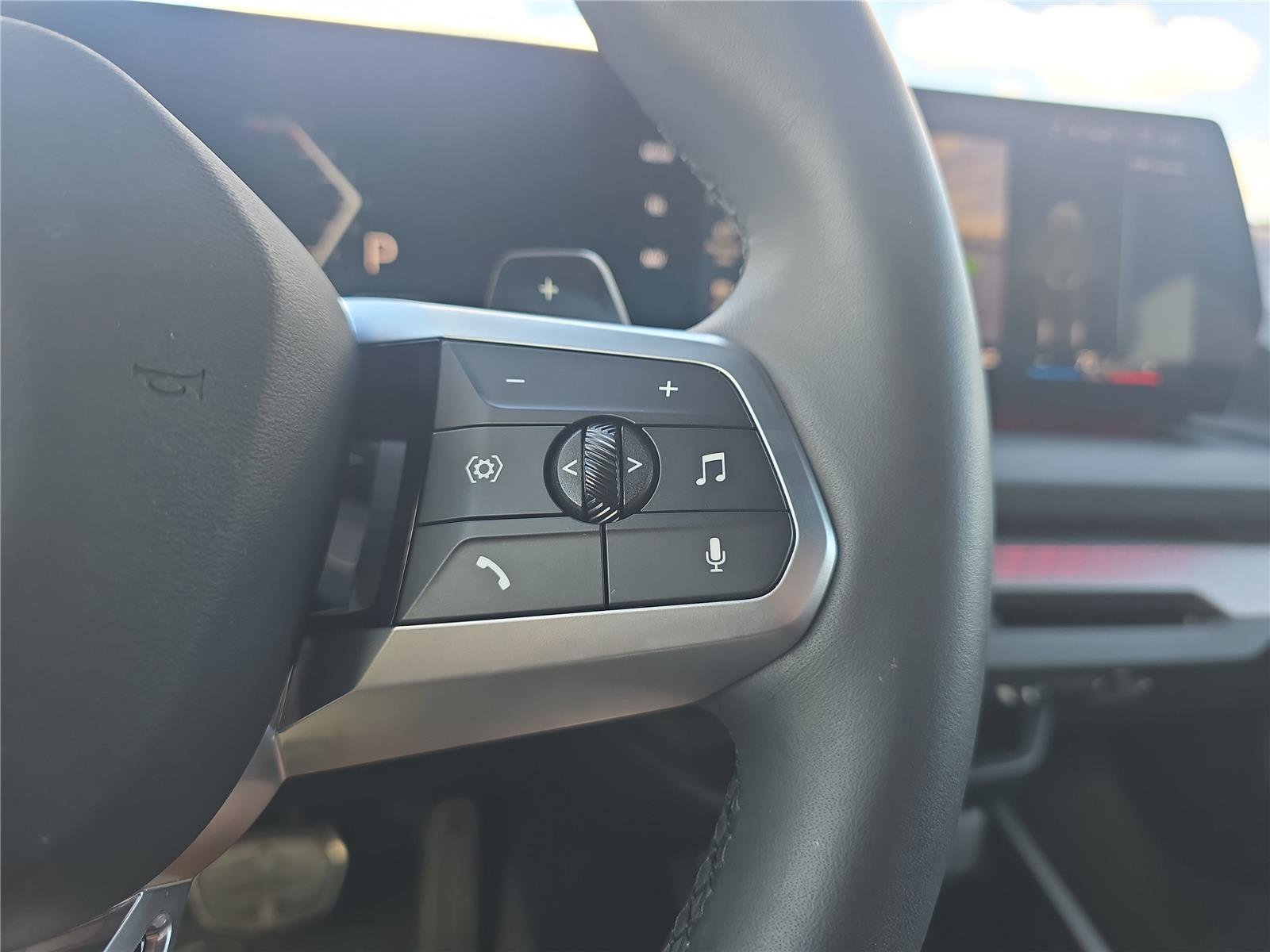 Certified 2025 BMW 228i xDrive w/ M Sport Package image 22