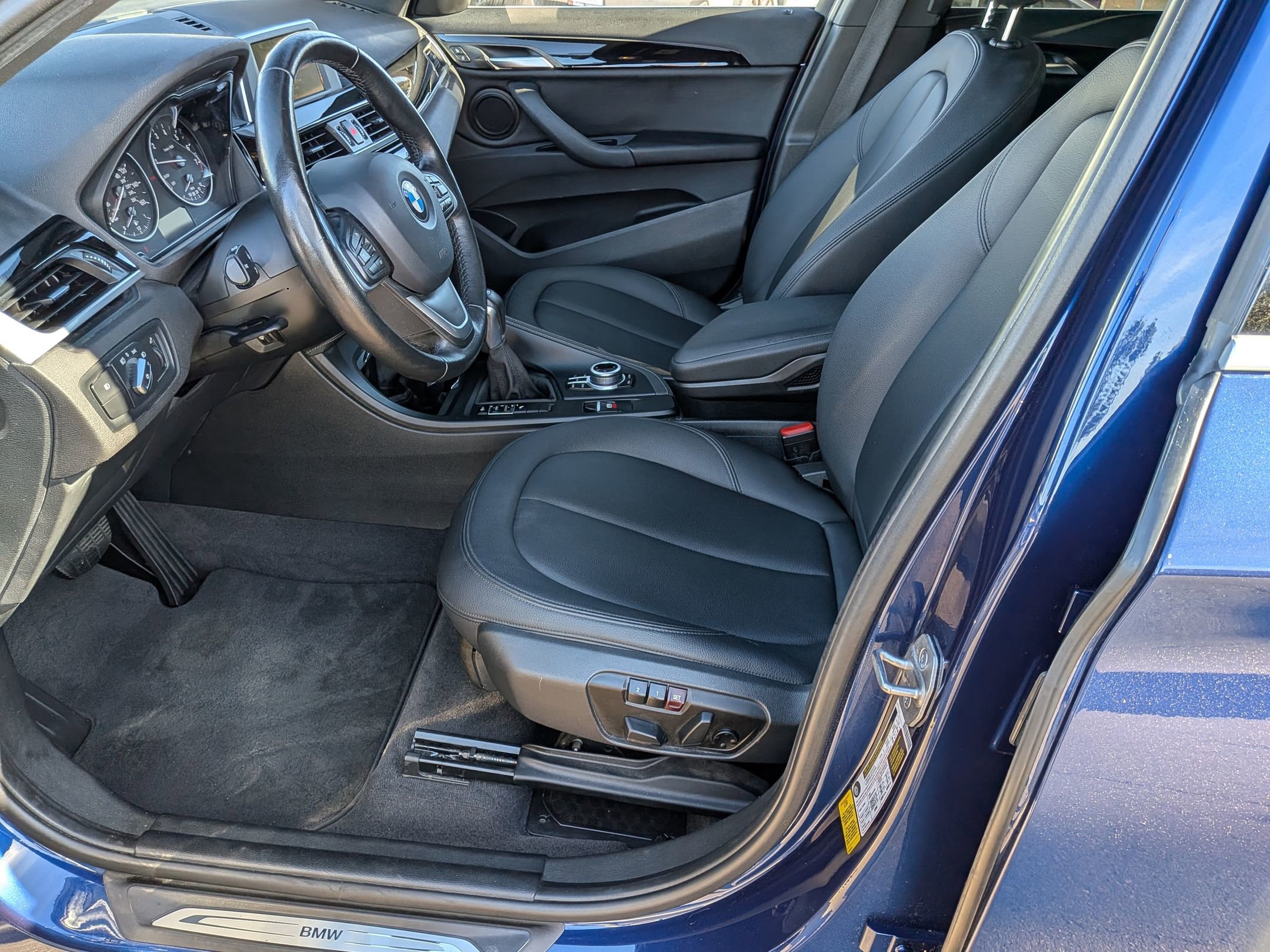 Used 2017 BMW X1 sDrive28i image 11