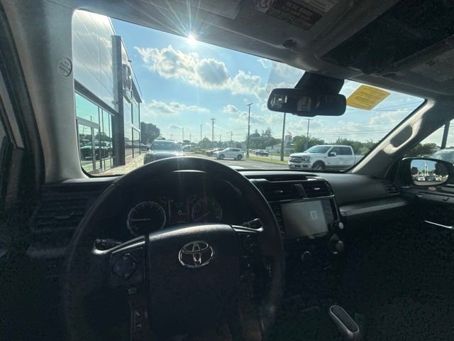 Used 2023 Toyota 4Runner TRD Off-Road AWD/4WD image 25