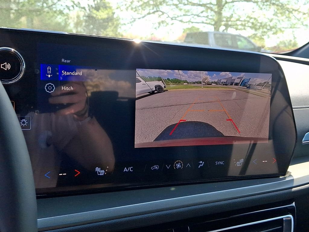 New 2026 Chevrolet Traverse LT w/ LPO, Floor Liner Package FWD image 13