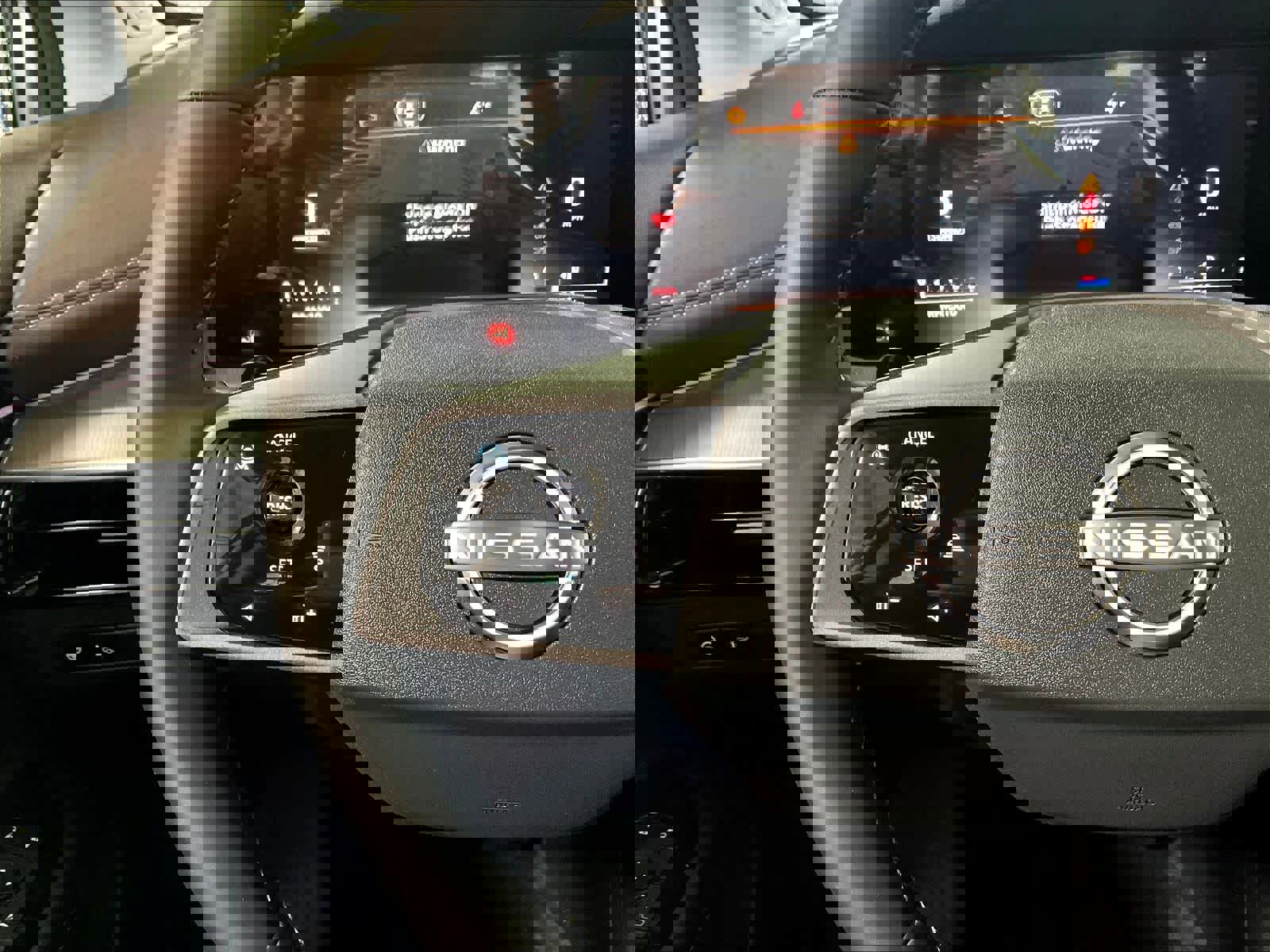 Certified 2026 Nissan Murano Platinum w/ Cargo Package image 23