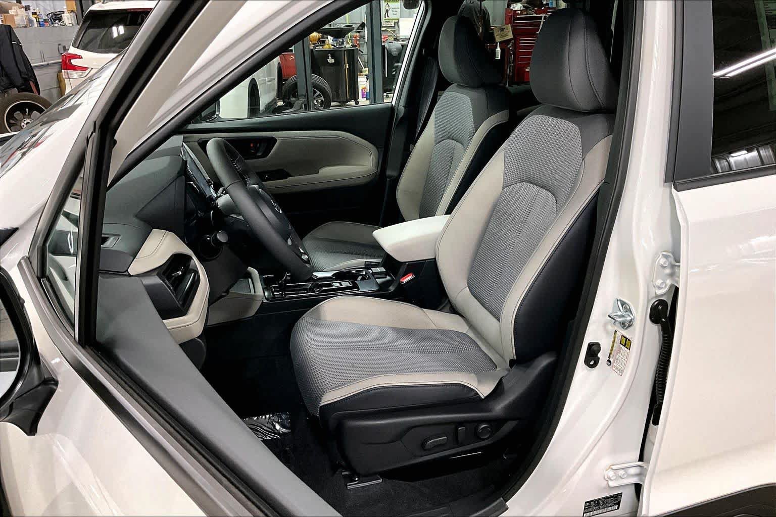 New 2026 Subaru Forester Premium AWD/4WD image 9