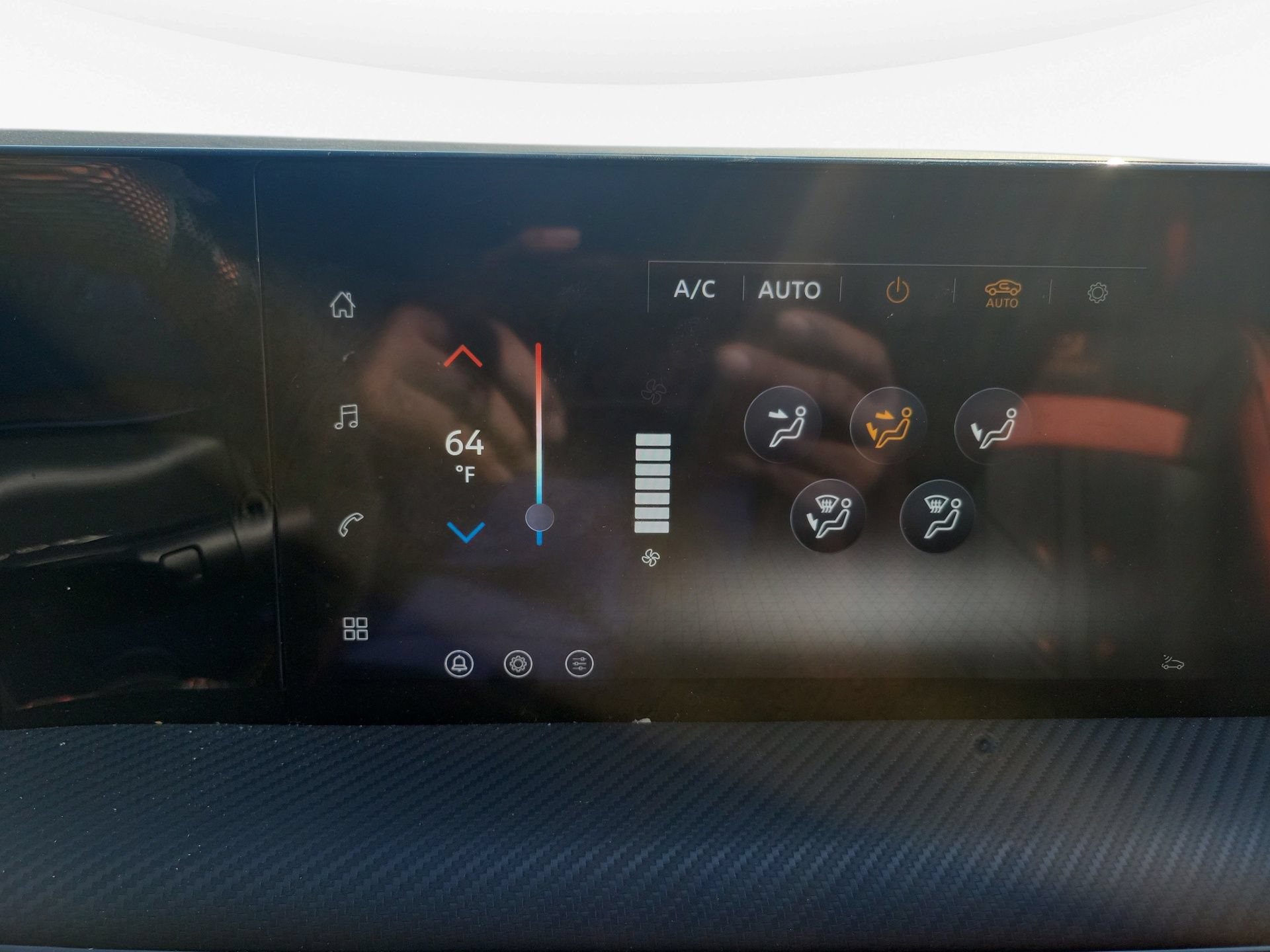 Used 2026 Nissan Kicks SR FWD image 17