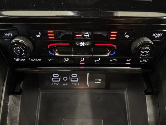 Used 2024 Jeep Grand Cherokee Altitude image 16