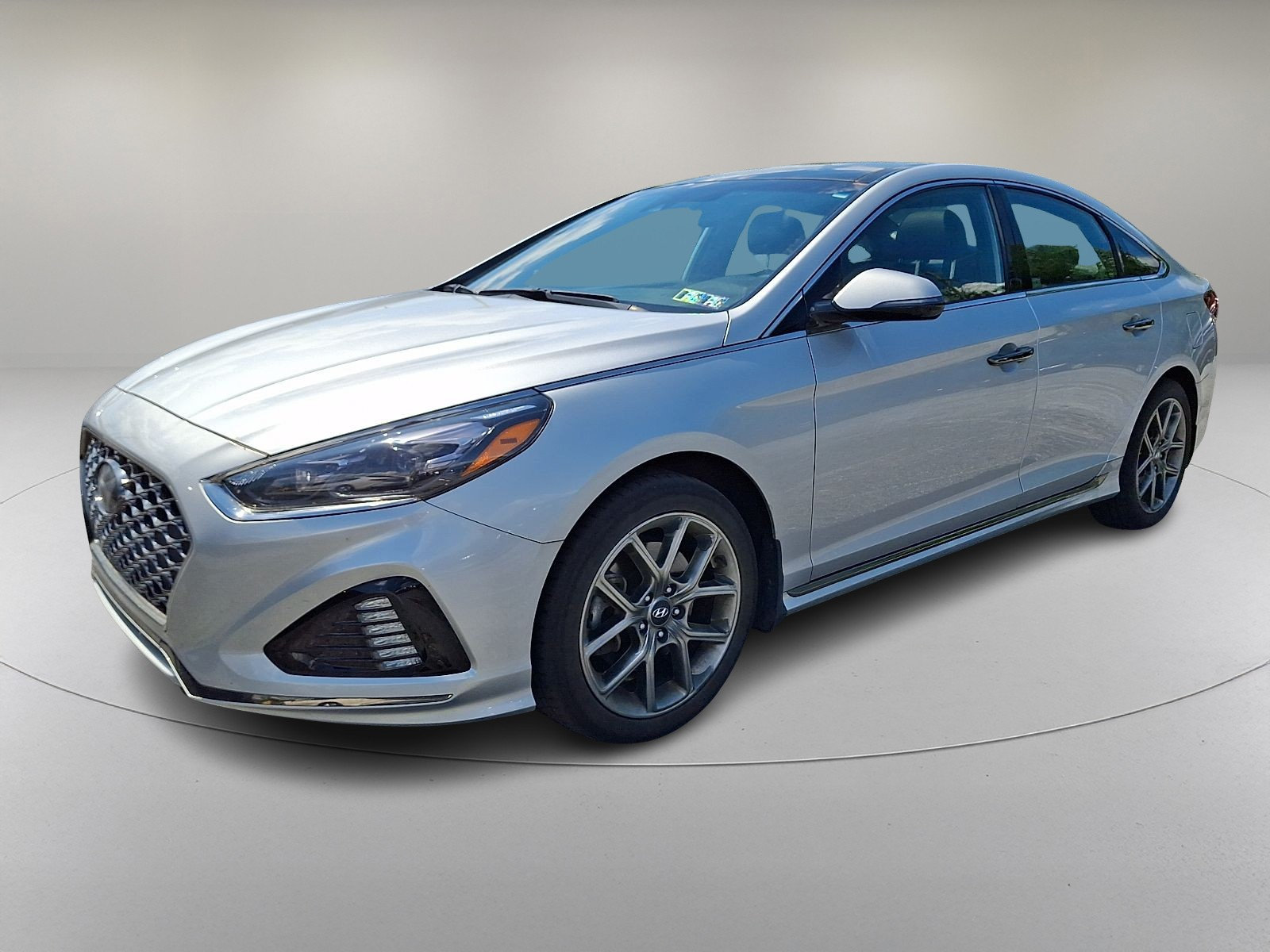 Used 2018 Hyundai Sonata Limited FWD image 5