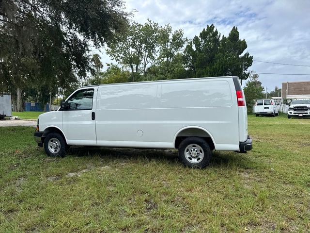 New 2025 Chevrolet Express 2500 Work Van 3D Extended Cargo Van w/ Driver Convenience Package RWD image 7