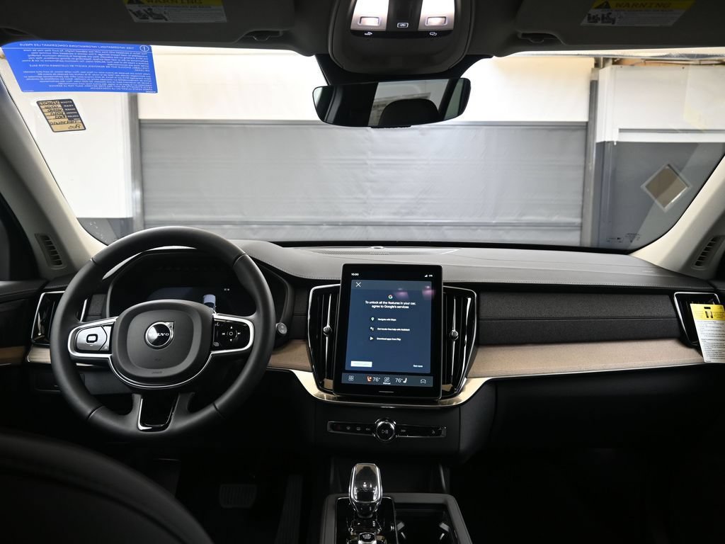 New 2026 Volvo XC90 B6 Plus w/ Protection Package Premier AWD/4WD image 24