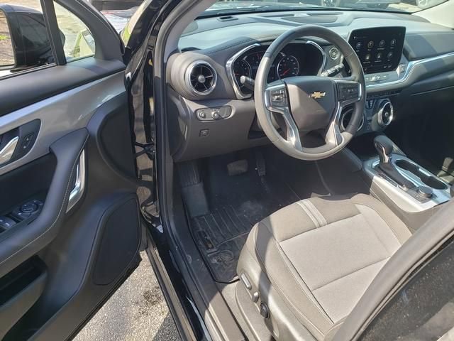 Used 2024 Chevrolet Blazer LT image 10