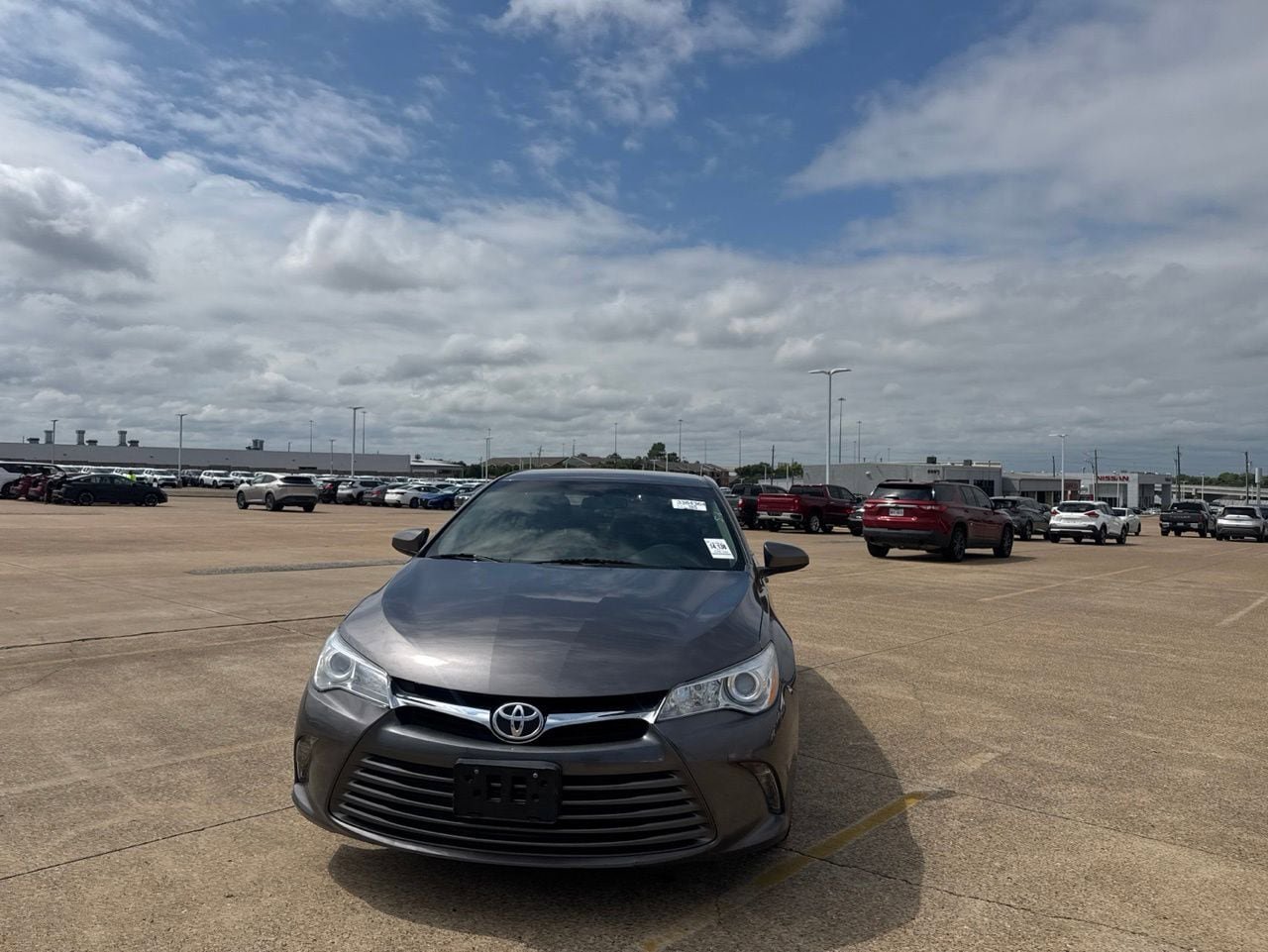 Used 2017 Toyota Camry XLE FWD image 5