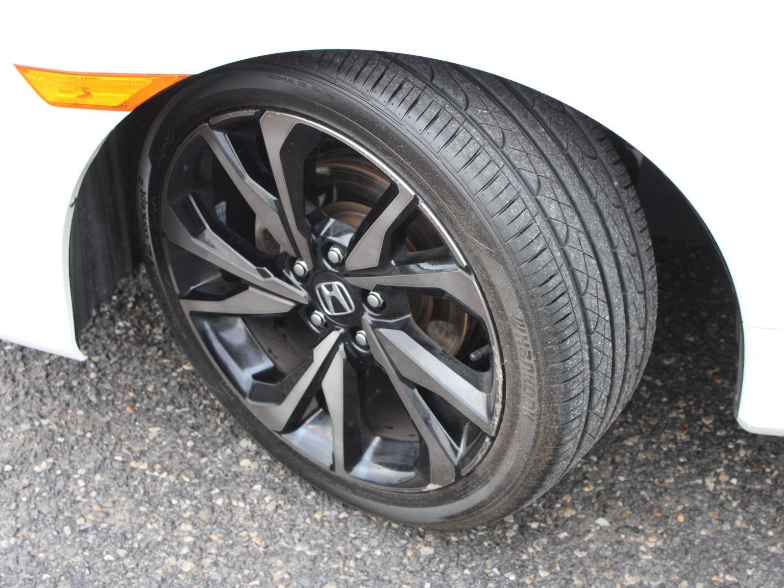 Used 2019 Honda Civic Sport image 16