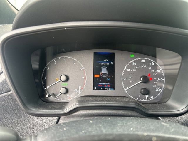 Used 2024 Toyota Corolla Cross SE image 29