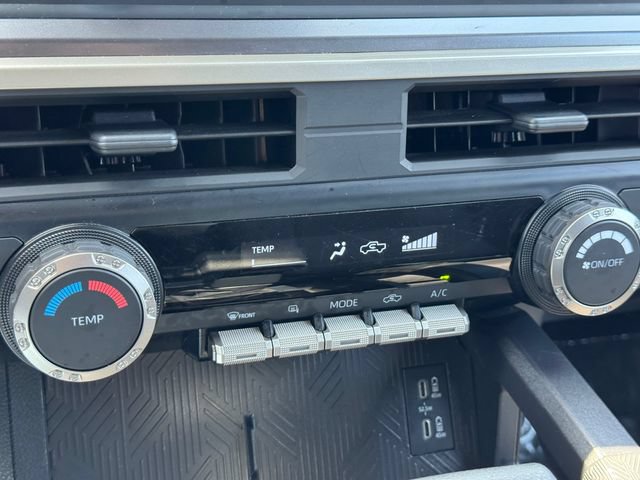 Used 2026 Toyota Tacoma SR5 AWD/4WD image 17