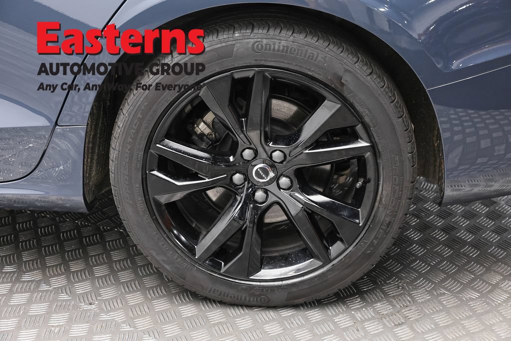 Used 2024 Volvo S60 B5 Core FWD image 8