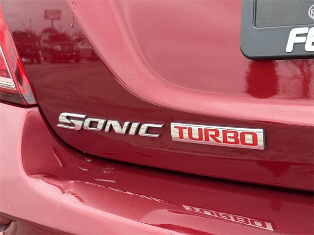 Used 2017 Chevrolet Sonic LT w/ Convenience Package image 6