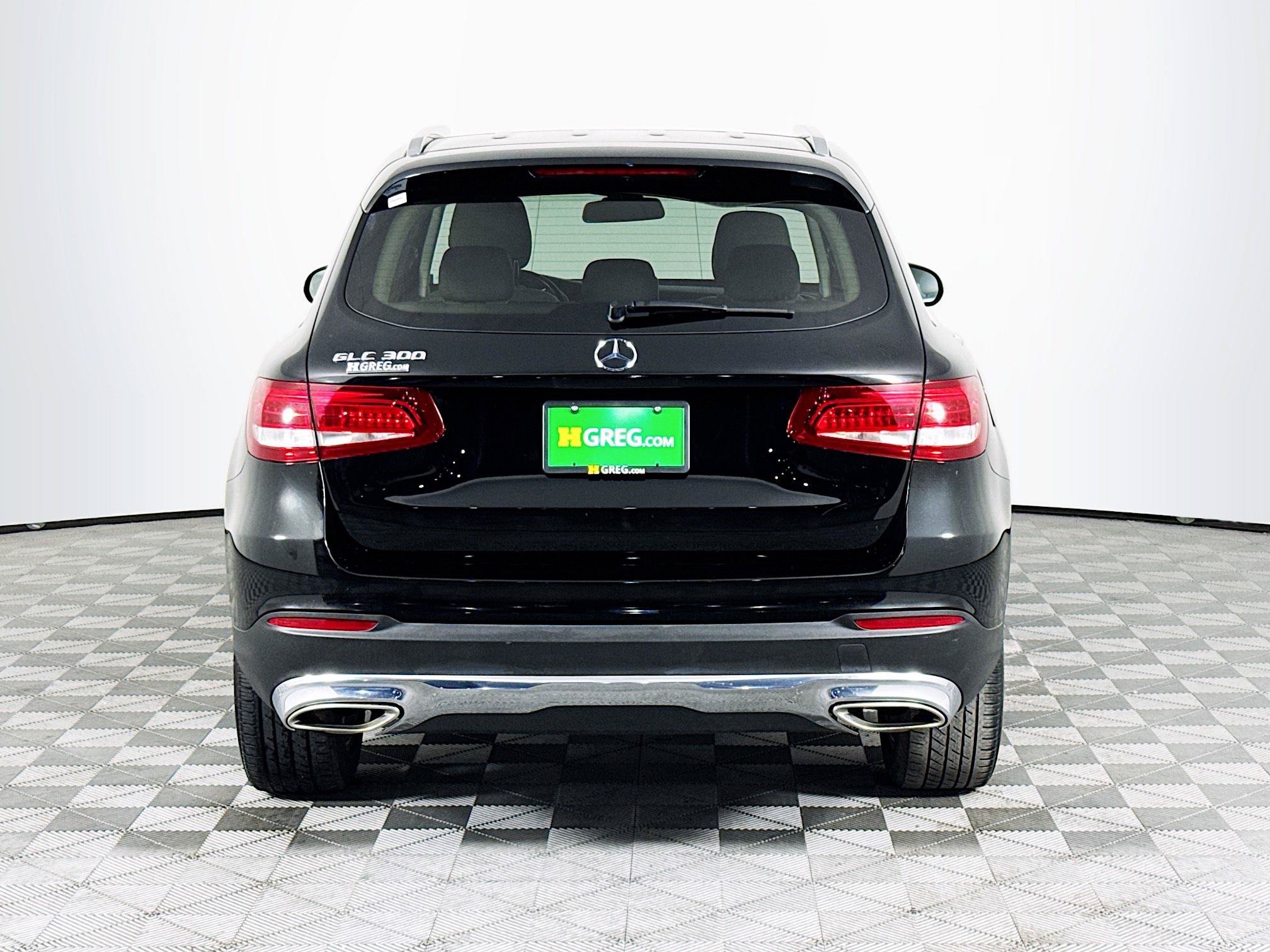 Used 2017 Mercedes-Benz GLC 300 w/ Premium 1 Package image 7