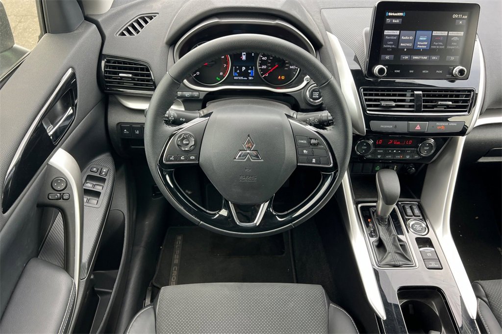 Used 2025 Mitsubishi Eclipse Cross Black Edition image 17