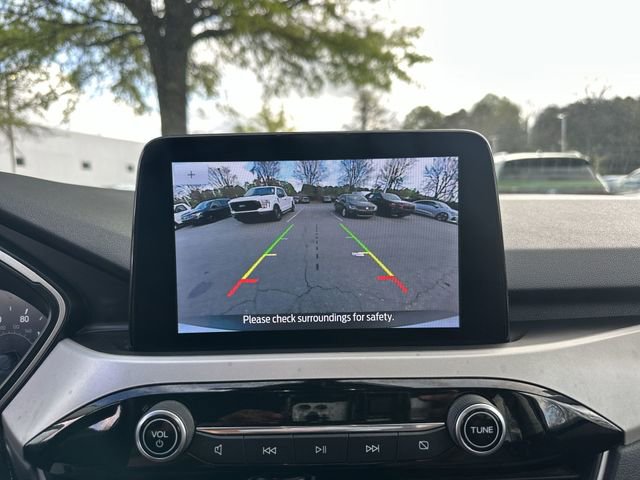 Used 2021 Ford Escape SE w/ SE Sport Appearance Package image 23