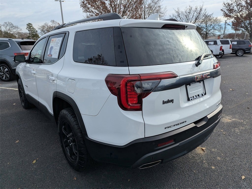Used 2022 GMC Acadia AT4 w/ Technology Package image 6