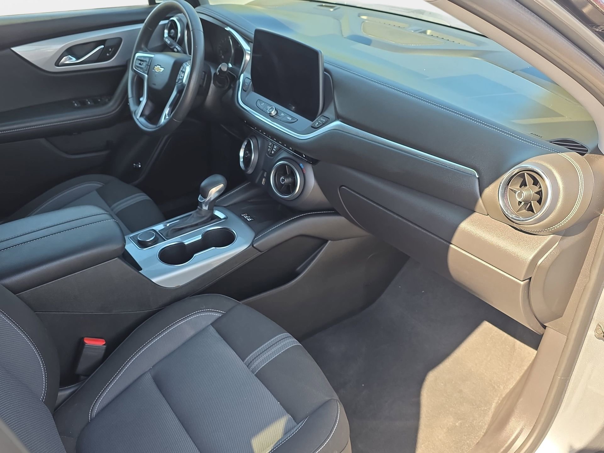 Used 2023 Chevrolet Blazer LT w/ Convenience Package image 10