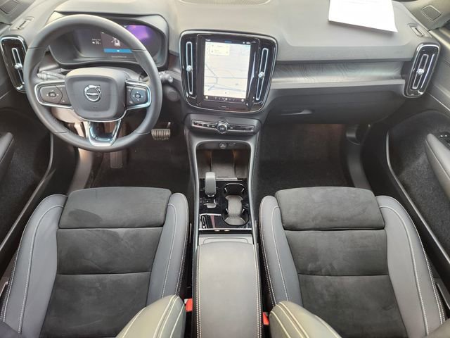 Certified 2023 Volvo XC40 Recharge Plus image 12