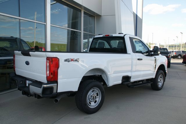 New 2026 Ford F350 XL image 3