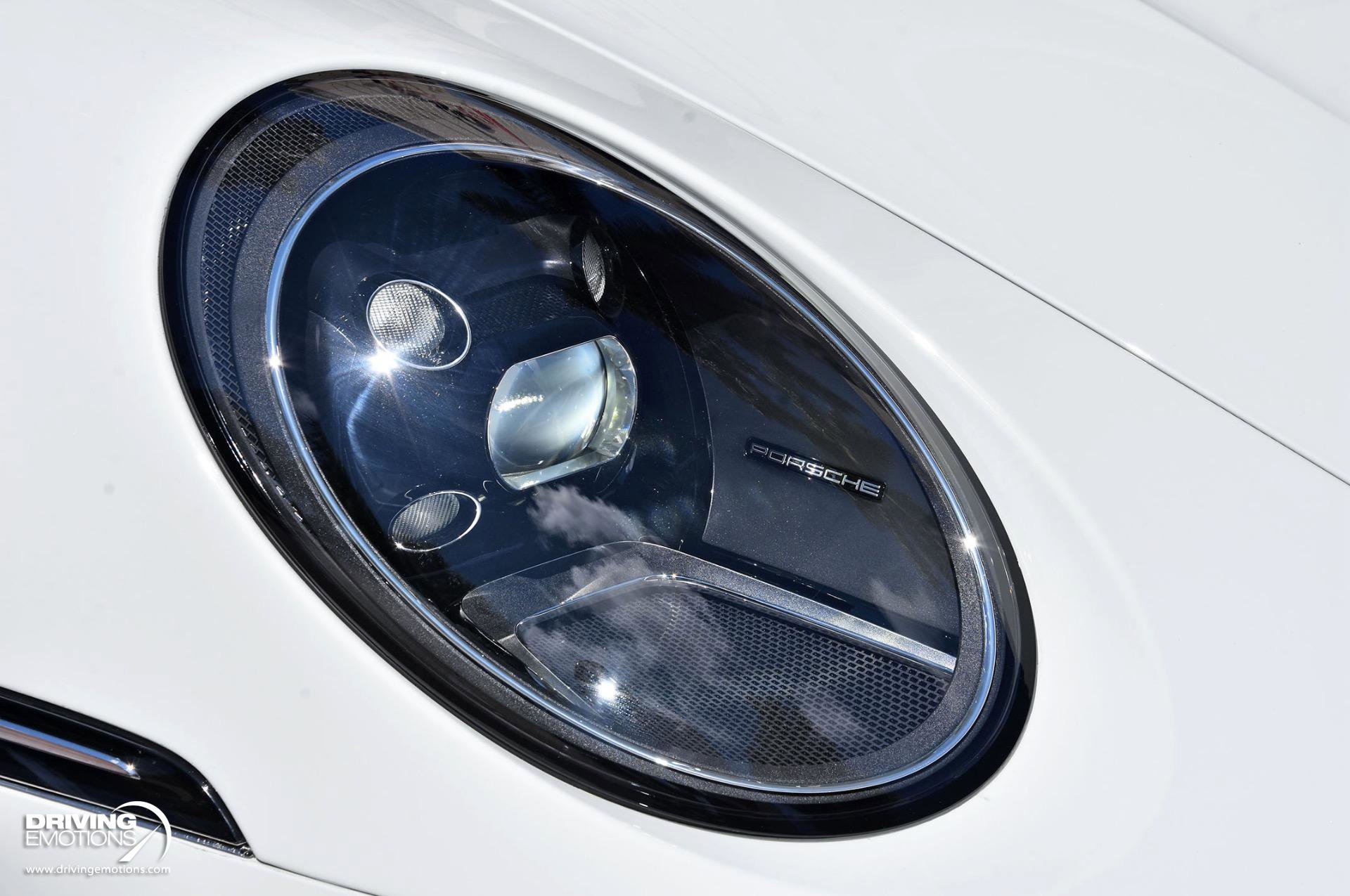 Used 2020 Porsche 911 Carrera image 6