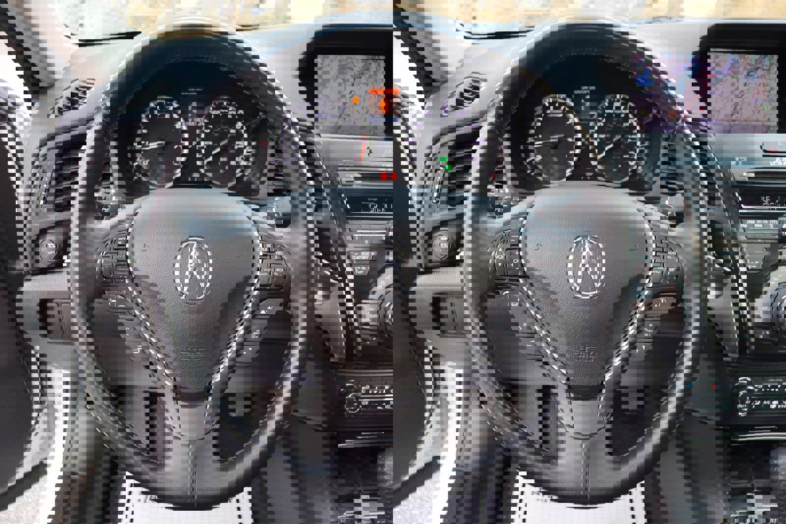 Used 2013 Acura ILX w/ Technology Package image 27