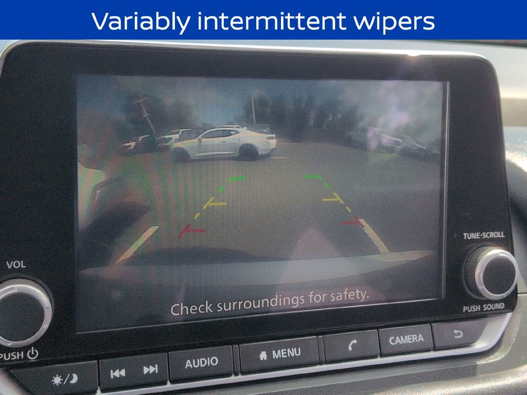Used 2025 Nissan Rogue SV AWD/4WD image 18