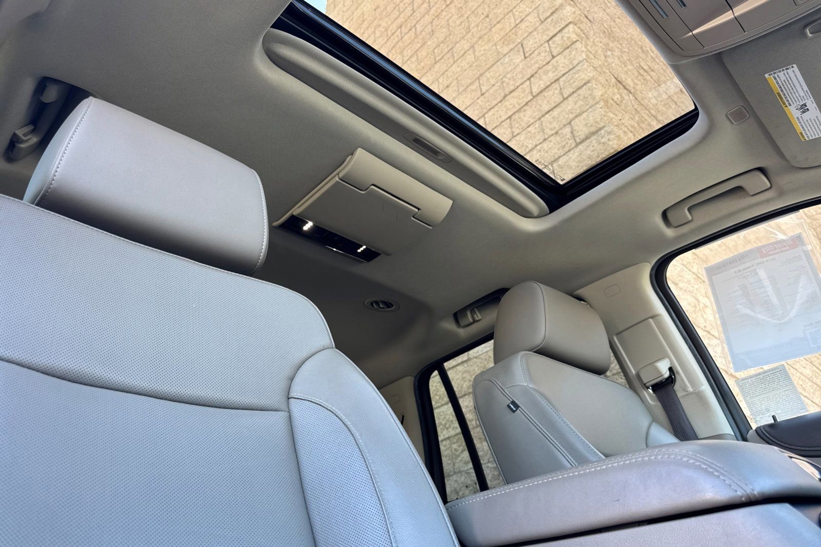 Used 2019 GMC Yukon SLT w/ Premium Edition image 20