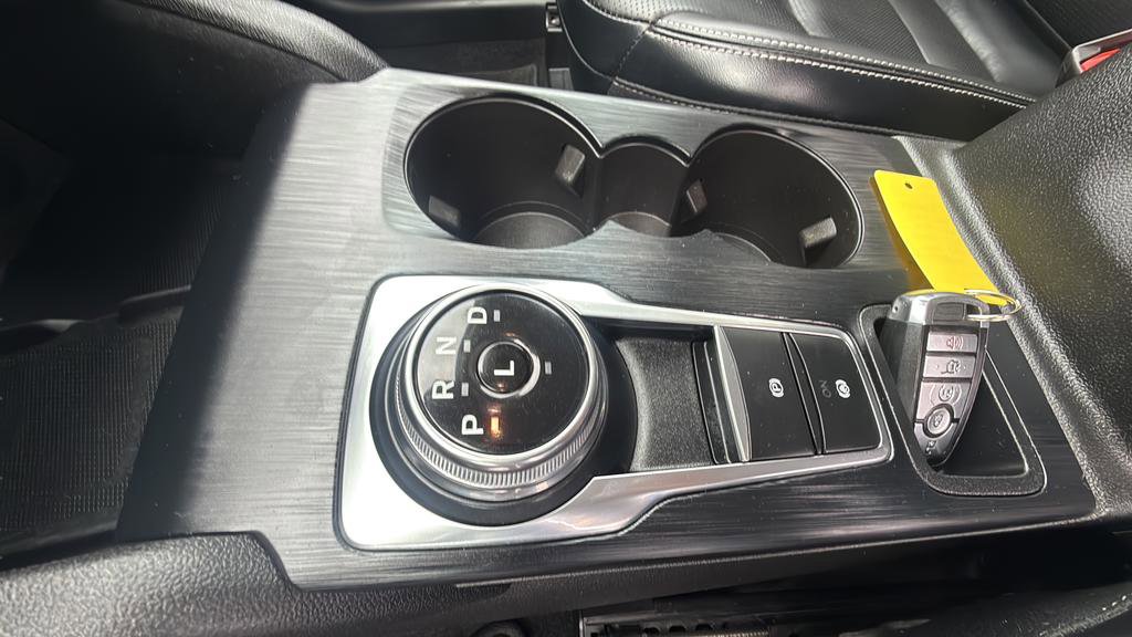 Certified 2023 Ford Escape Platinum image 21