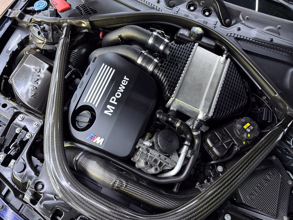 Used 2016 BMW M3 RWD image 29
