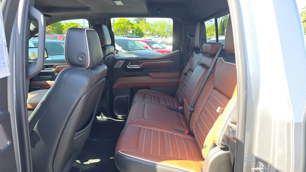Used 2023 GMC Sierra 1500 Denali Ultimate AWD/4WD image 55