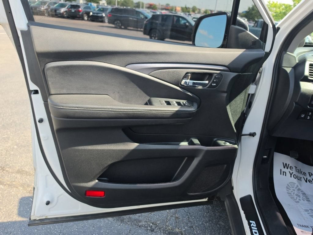 Certified 2023 Honda Ridgeline RTL image 23