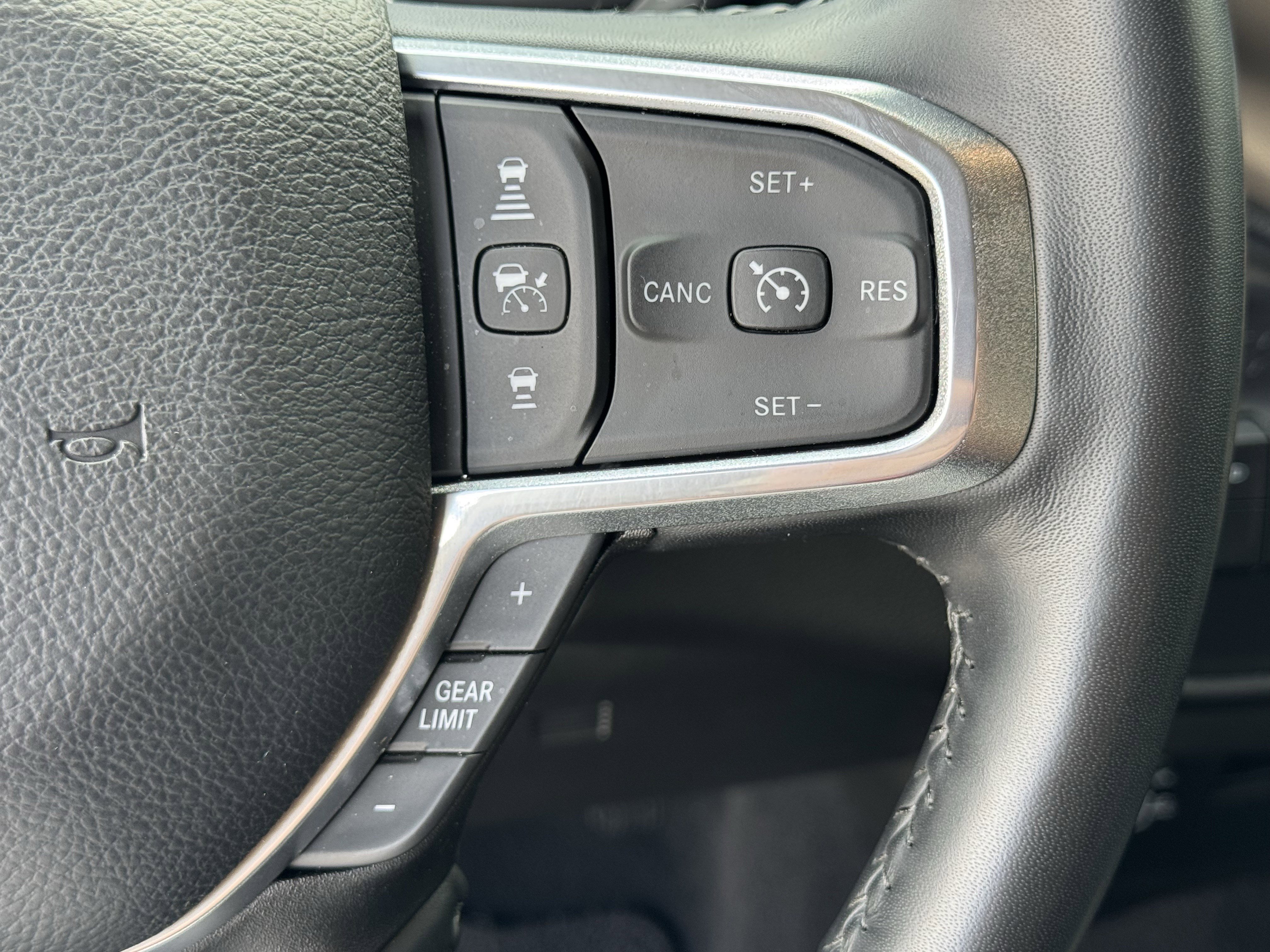 Used 2024 RAM 2500 Laramie w/ Safety Group image 23