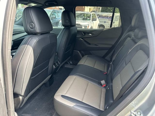 New 2026 Chevrolet Equinox LT w/ Convenience Package II image 9