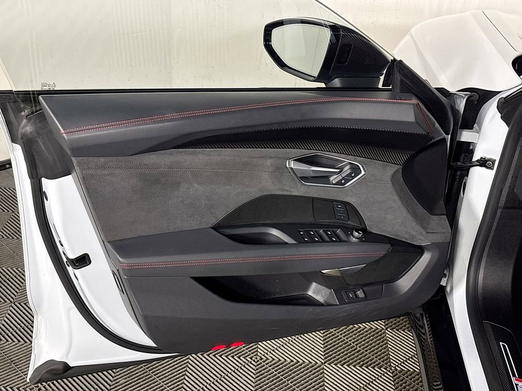 Used 2022 Audi RS e-tron GT AWD/4WD image 10